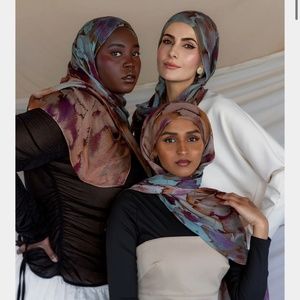 ISO Vela watercolor hijab